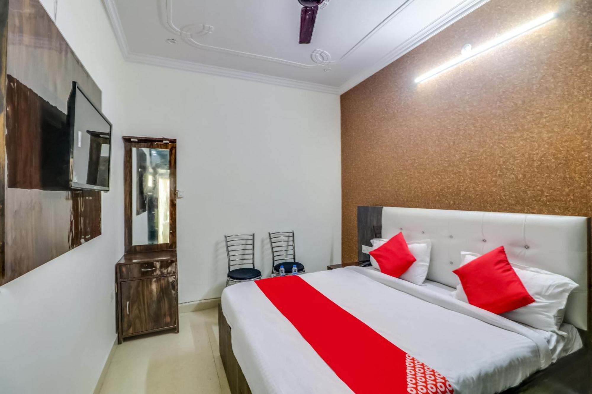Hotel O Rodstar Chinhat Εξωτερικό φωτογραφία