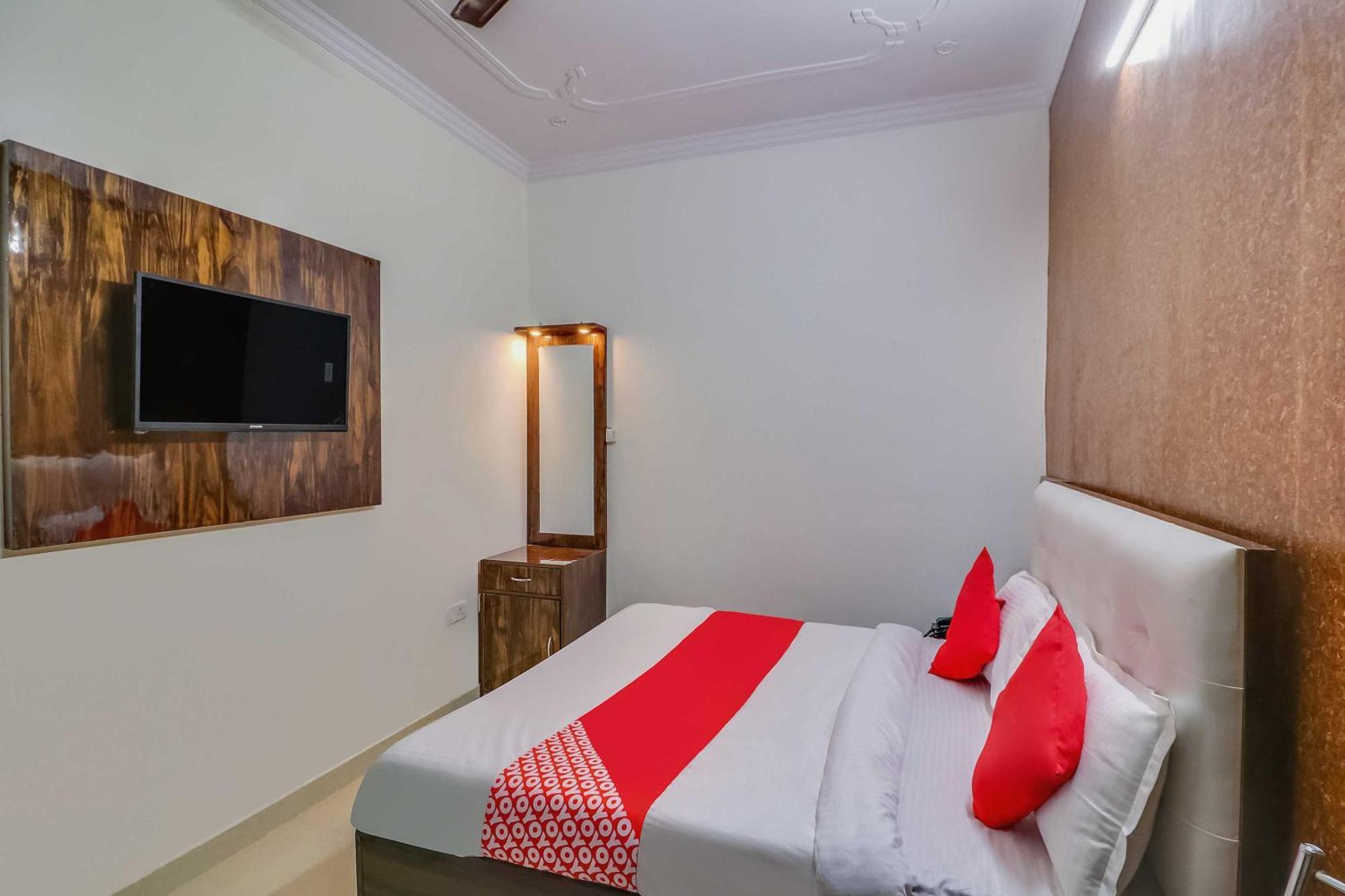 Hotel O Rodstar Chinhat Εξωτερικό φωτογραφία
