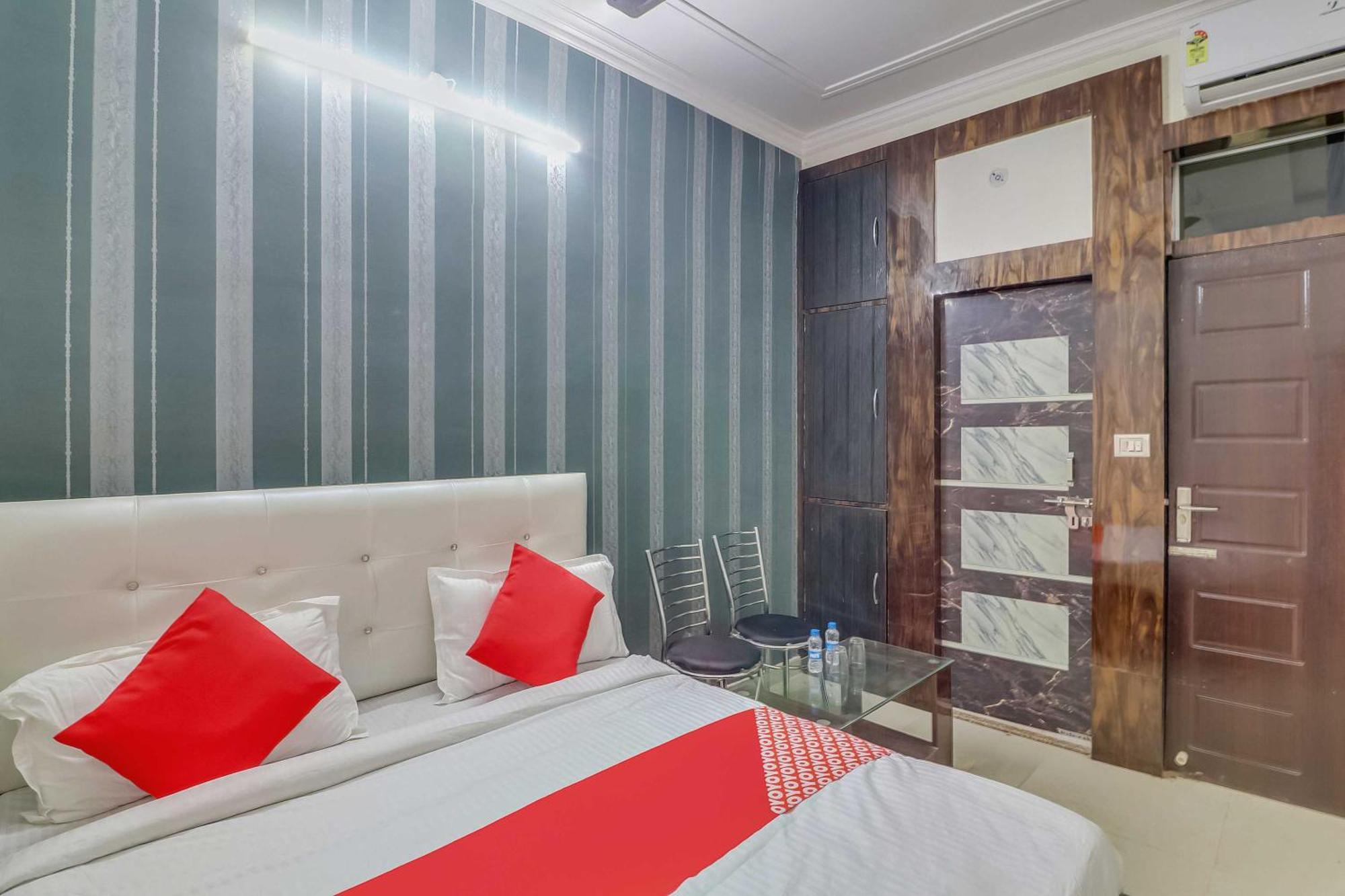 Hotel O Rodstar Chinhat Εξωτερικό φωτογραφία